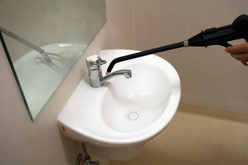 Basin Cleaning with High Pressure Lance